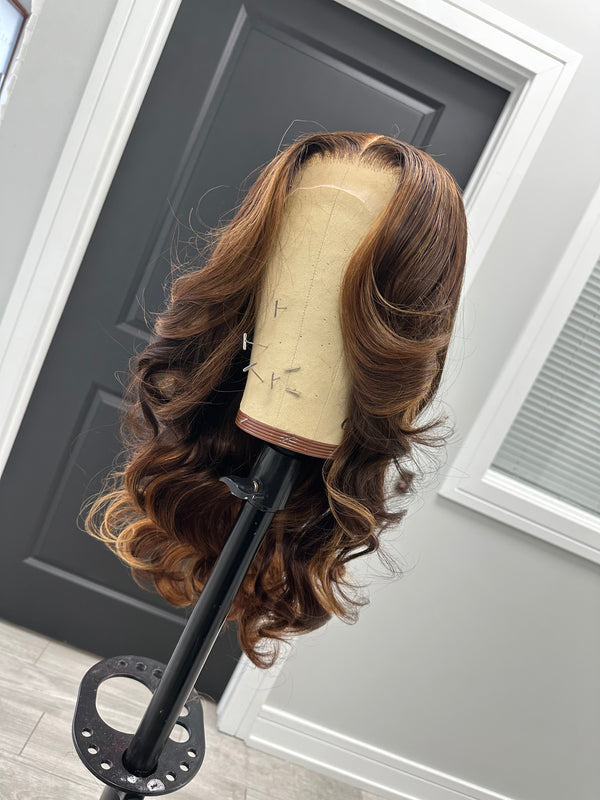 Closure wig 22”